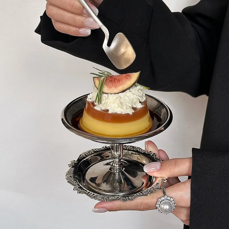 Argon Pedestal Dish