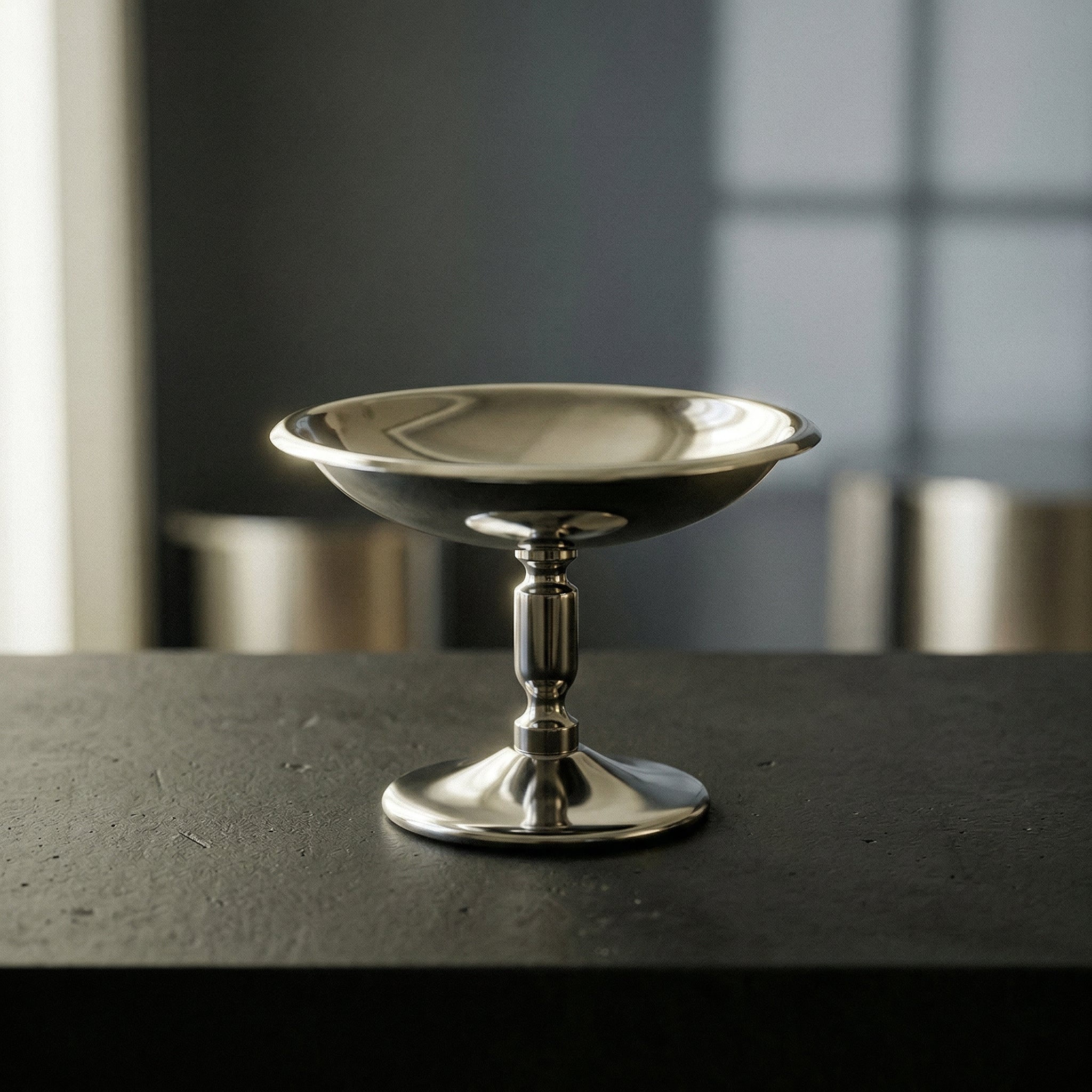 Argon Pedestal Dish
